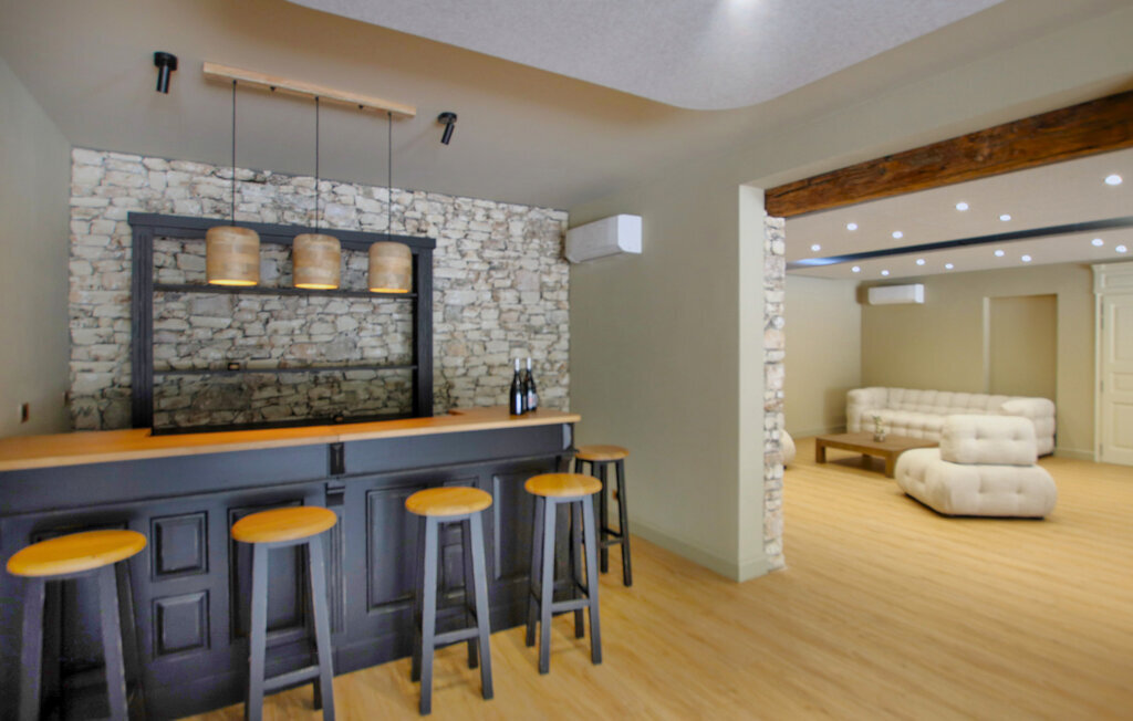 Villa des artistes à Suze la Rousse : 12 chambres, piscine - Photo 8