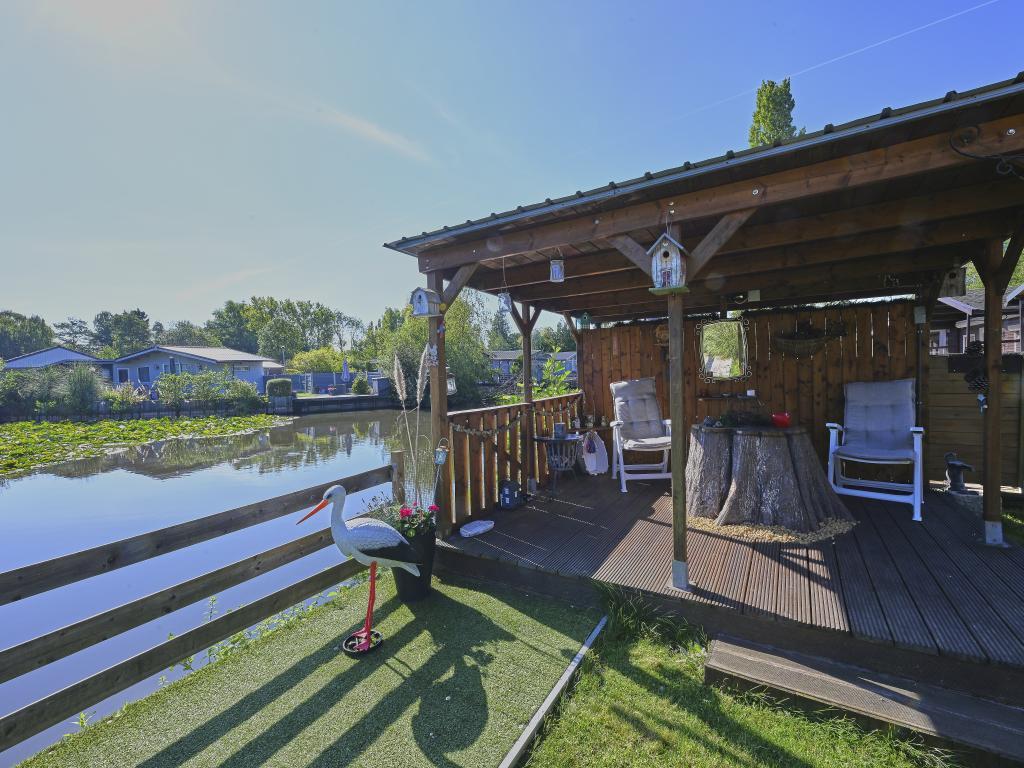 Chalet Ooievaarsnest au bord du lac, à Geel - Photo 1