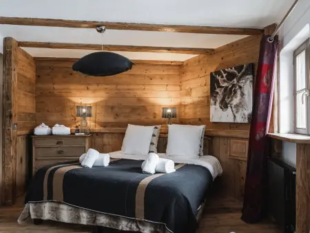 Chalet montagnard avec hammam et cheminée à Val-d'Isère - Photo 1