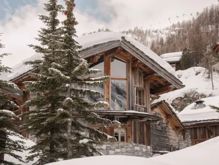 Chalet montagnard avec hammam et cheminée à Val-d'Isère - Photo 16