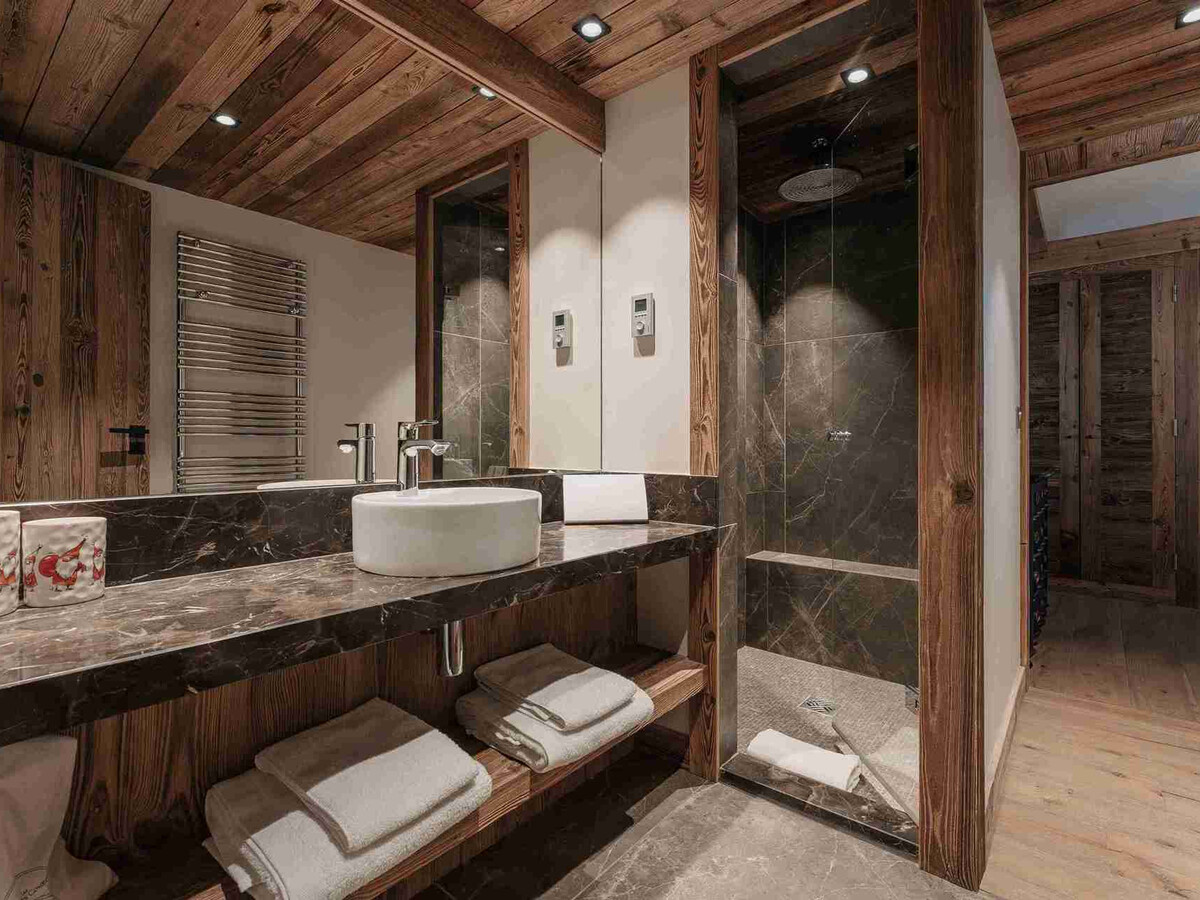 Appartement 3 chambres skis aux pieds à Val-d'Isère - Photo 3