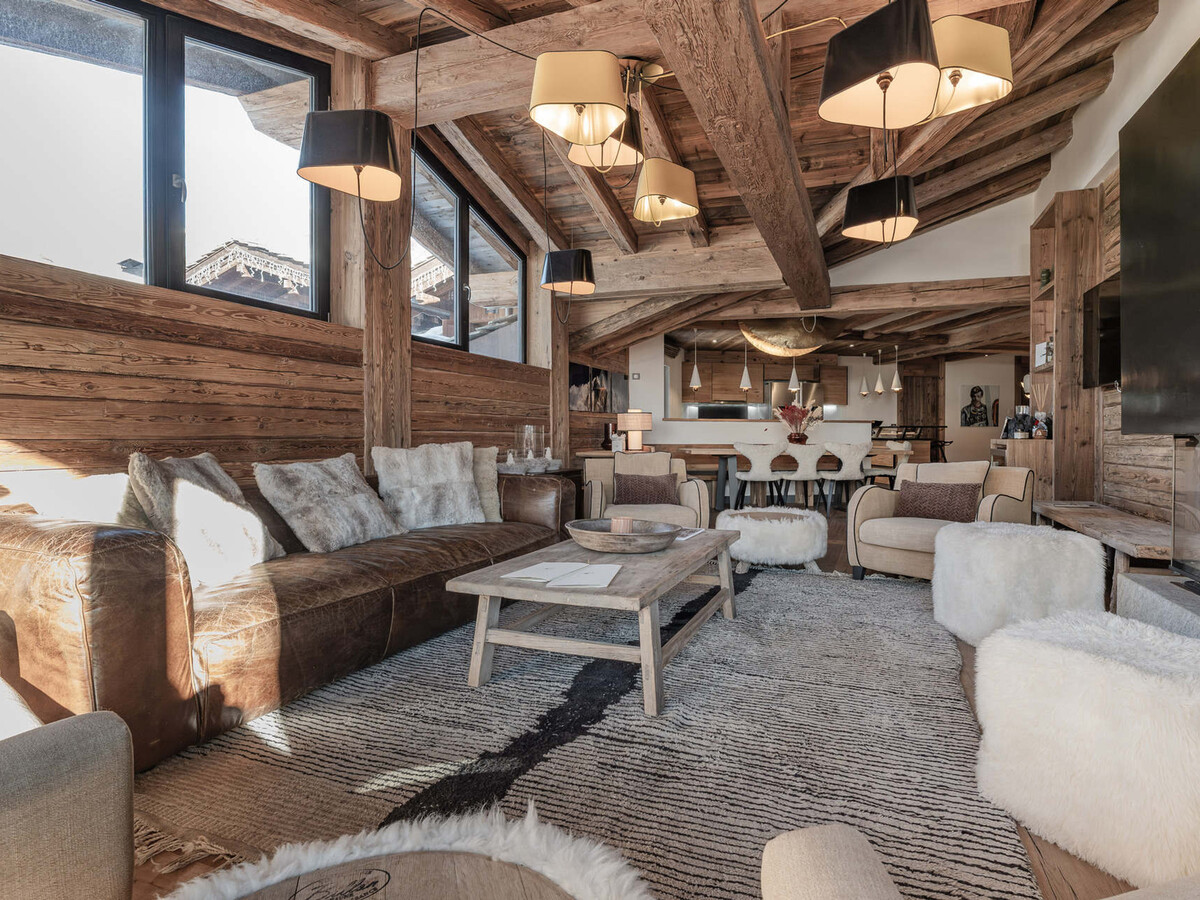 Appartement 5 chambres sous les toits de Val-d'Isère - Photo 3