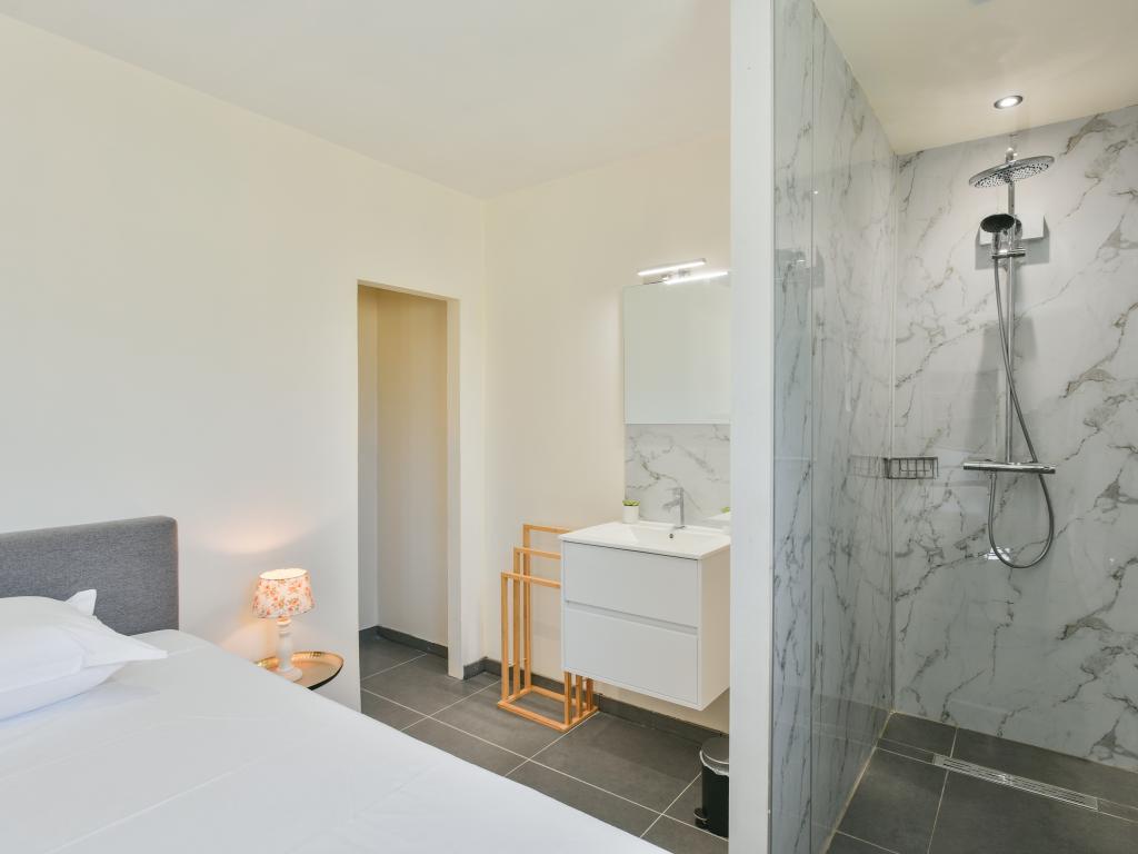 Maison Lac Bleu 11 à Lacapelle-Marival, piscine chauffée et terrasse - Photo 11