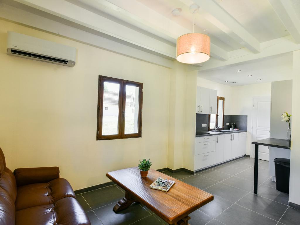 Maison Lac Bleu 11 à Lacapelle-Marival, piscine chauffée et terrasse - Photo 14