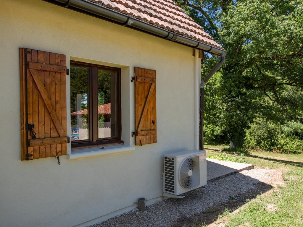 Maison Lac Bleu 11 à Lacapelle-Marival, piscine chauffée et terrasse - Photo 40