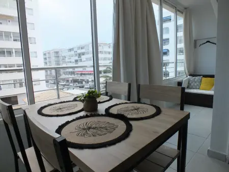 Appartement 4 pers. Roses, accès direct plage : photo 8
