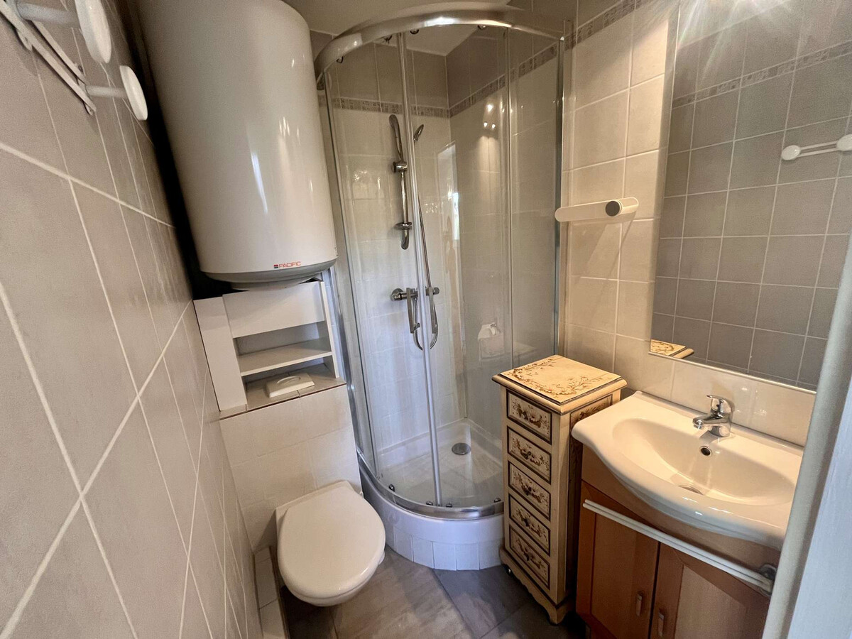 T2 Cavalaire-sur-Mer, 250m de la plage, ascenseur - Photo 11