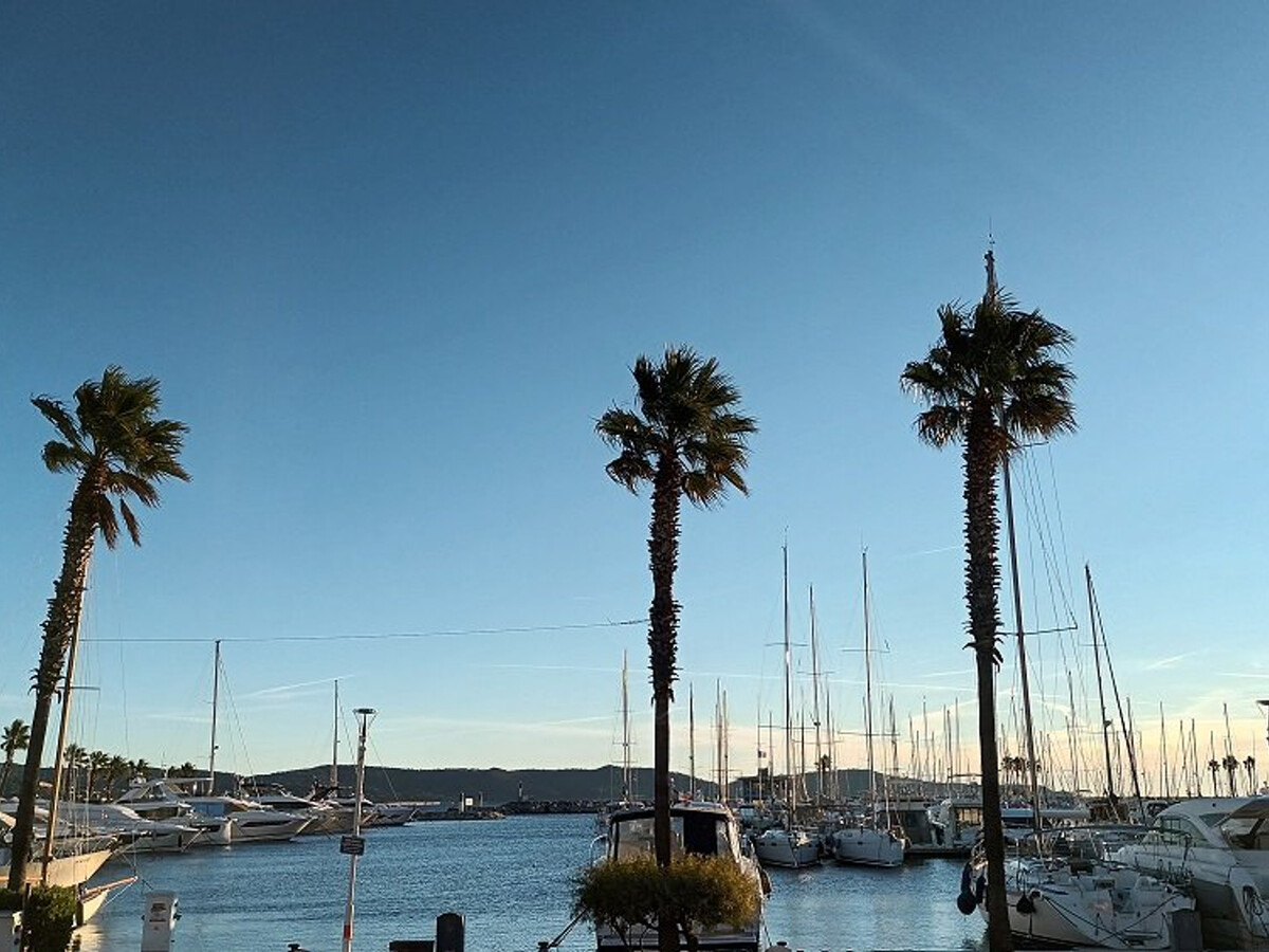 T2 Cavalaire-sur-Mer, 250m de la plage, ascenseur - Photo 13
