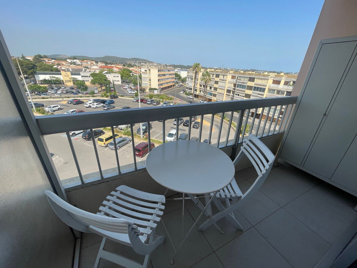 Appartement 2 étoiles avec balcon à Balaruc-les-Bains - Photo 1