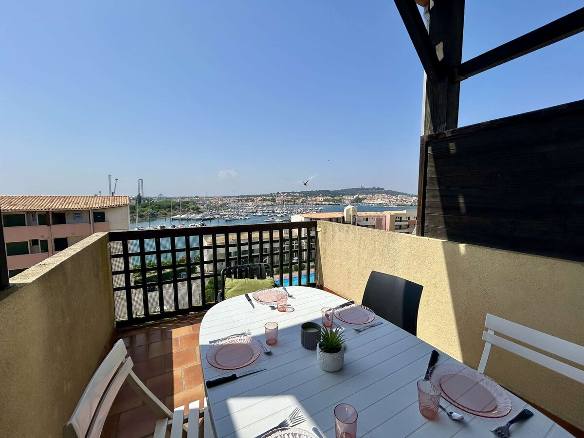 Appartement 6 pers. au Cap d'Agde, terrasse vue port - Photo 1