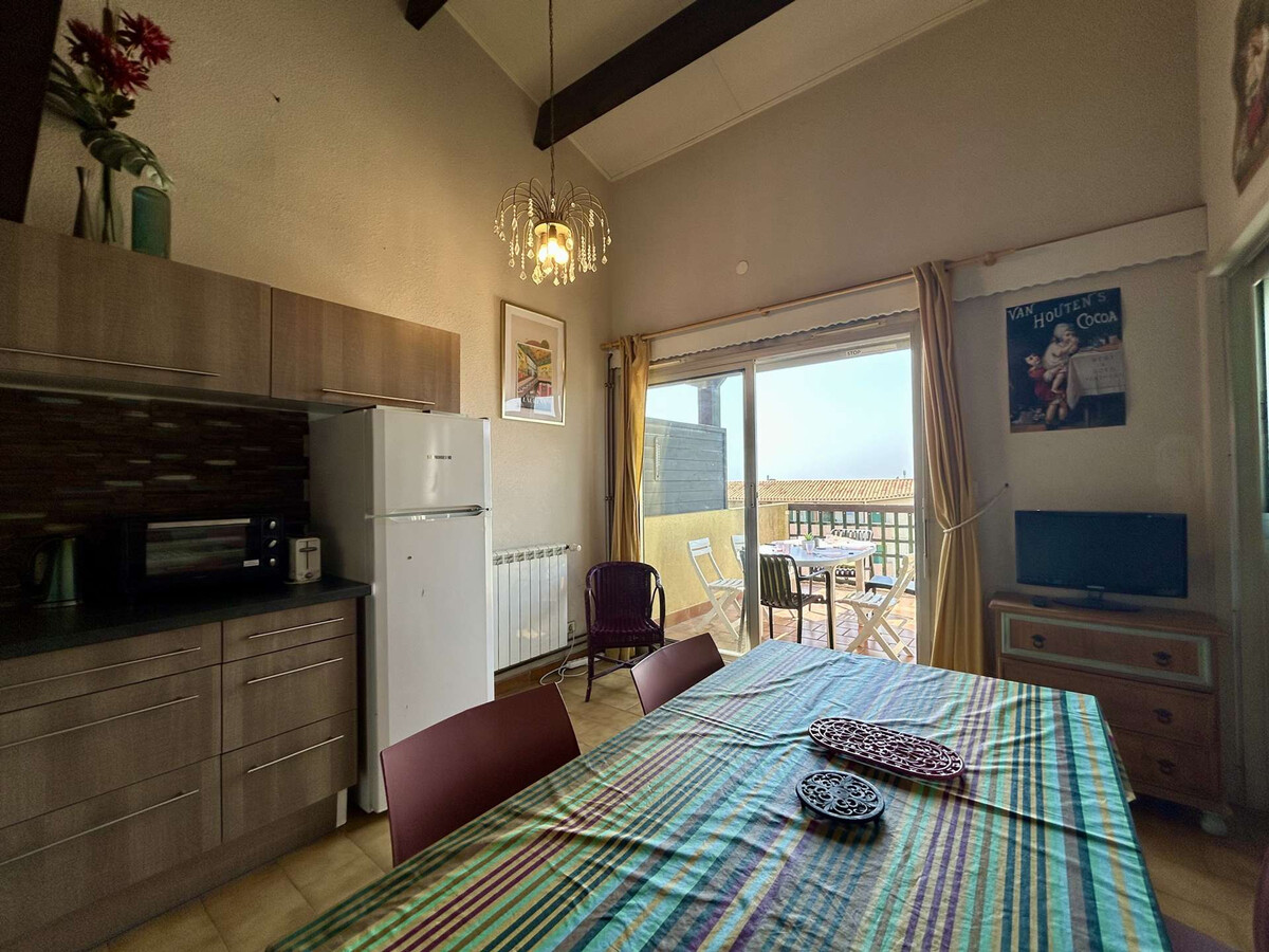 Appartement 6 pers. au Cap d'Agde, terrasse vue port - Photo 6