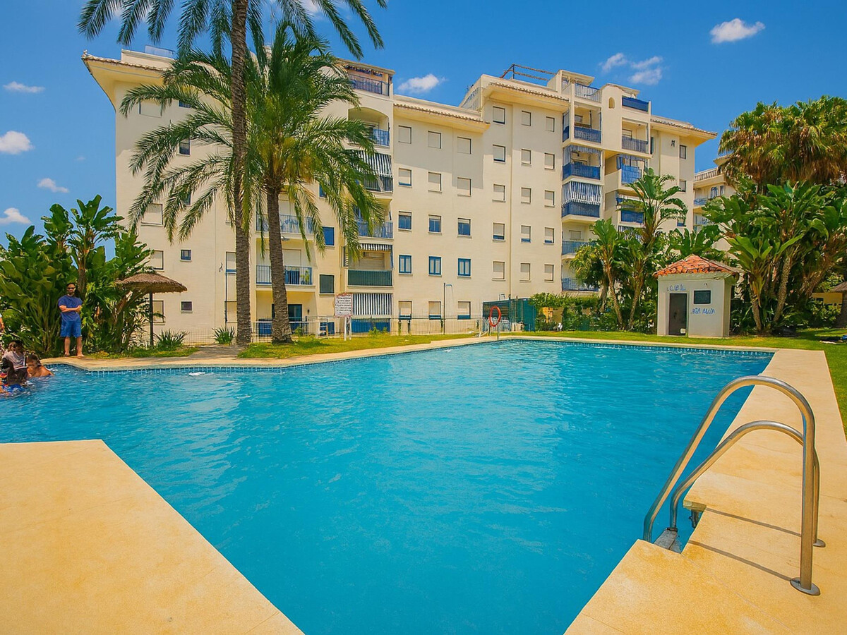 Las Brisas : Appartement 2 ch. avec balcons et piscine - Photo 2
