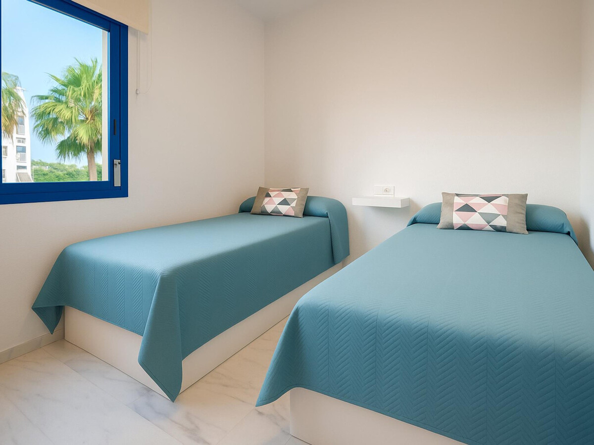 Las Brisas : Appartement 2 ch. avec balcons et piscine - Photo 6