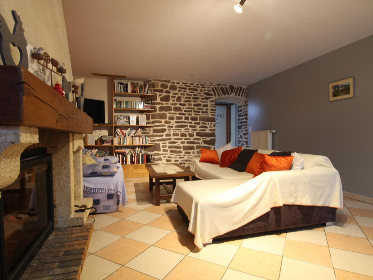 Gîte 6 pers. avec cour, cheminée et étang à Ver - Photo 9