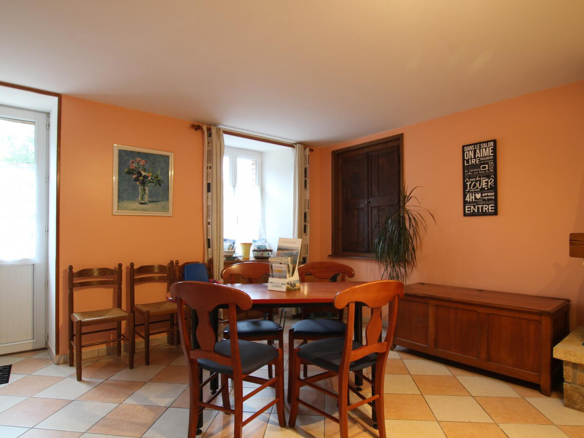 Gîte 6 pers. avec cour, cheminée et étang à Ver - Photo 10