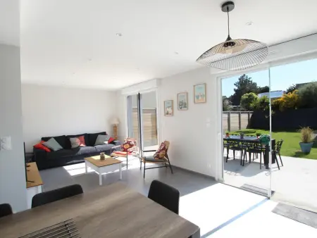 Maison contemporaine proche plage, idéale pour familles - Photo 1