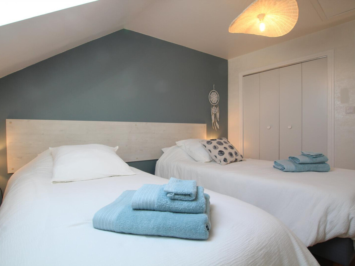 Gîte 8 pers. à Barfleur, jardin clos et façade en galets - Photo 17