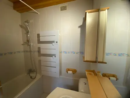 Maison de village aux Allues, 3 chambres, proche commerces - Photo 6