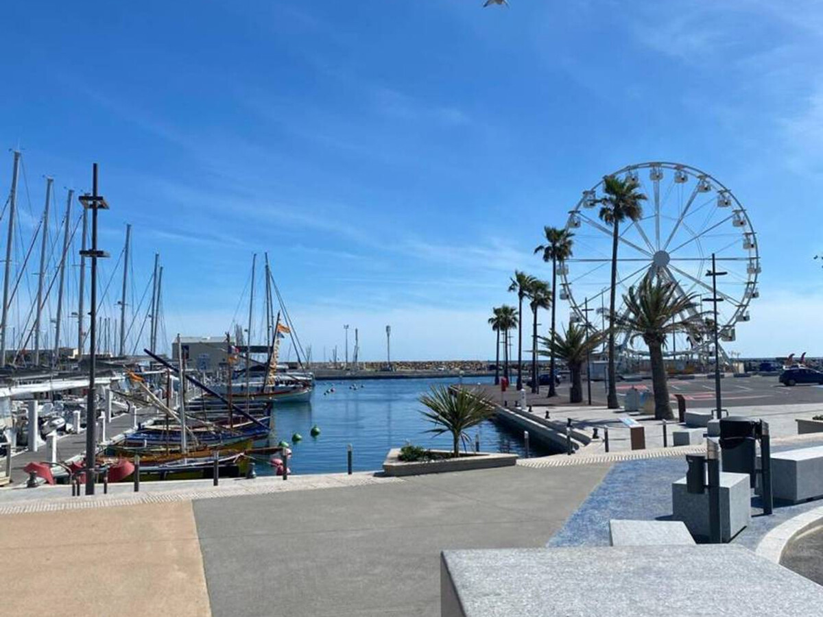 T2 lumineux au port avec loggia vue marina, parking - Photo 18