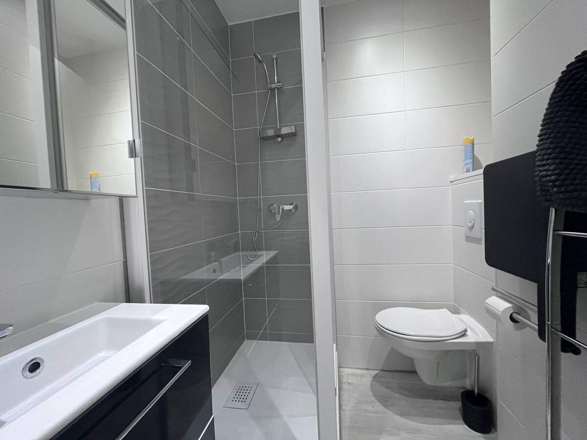 Appartement 42 m² à 230 m des thermes de Cauterets - Photo 5