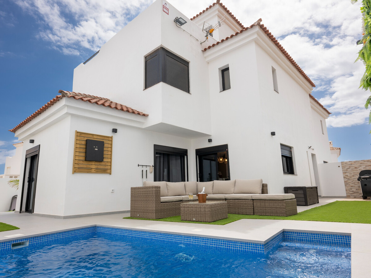 Villa de luxe neuve 4 ch, piscine privée à Amarilla Golf - Photo 3