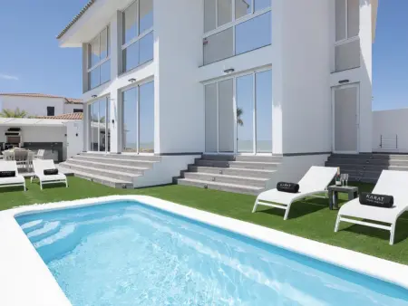 Villa Blanche – 4 chambres, piscine chauffée à Amarilla Golf : photo 25