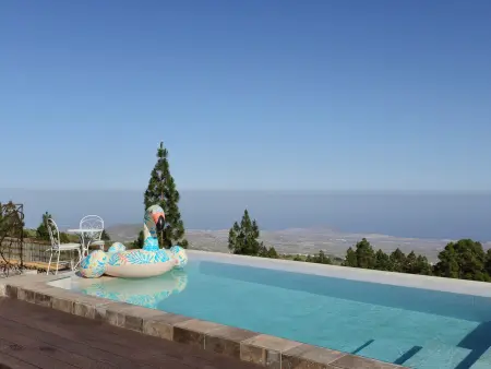 Villa familiale au cœur de Ténérife avec piscine privée - Photo 4