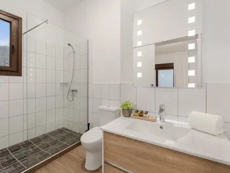 Villa familiale au cœur de Ténérife avec piscine privée - Photo 24