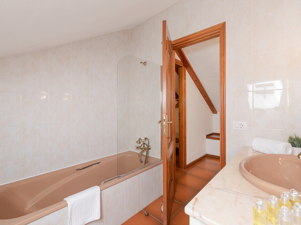 Villa traditionnelle avec piscine chauffée et vue Teide - Photo 11