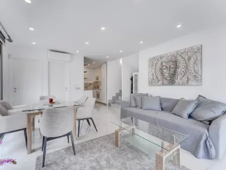 Villa 3 étages avec piscine chauffée à Los Cristianos : photo 6