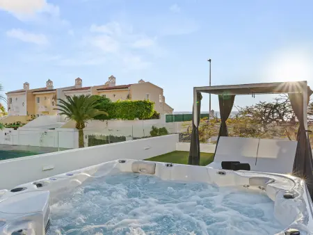 Villa 8 chambres Costa Adeje, piscine chauffée pour 16 pers. : photo 2