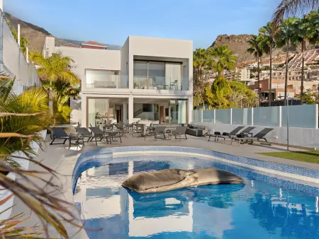 Villa 8 chambres Costa Adeje, piscine chauffée pour 16 pers. : photo 3