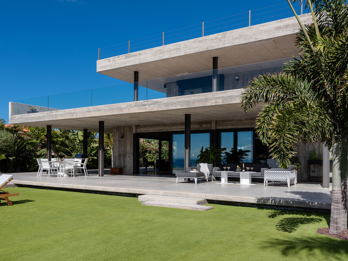 Villa brutaliste avec piscine chauffée à Adeje - Photo 25