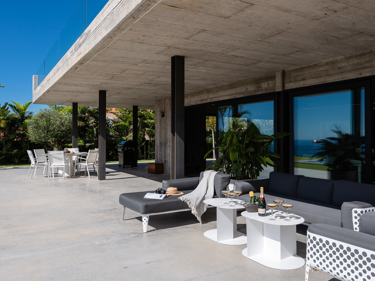 Villa brutaliste avec piscine chauffée à Adeje - Photo 27