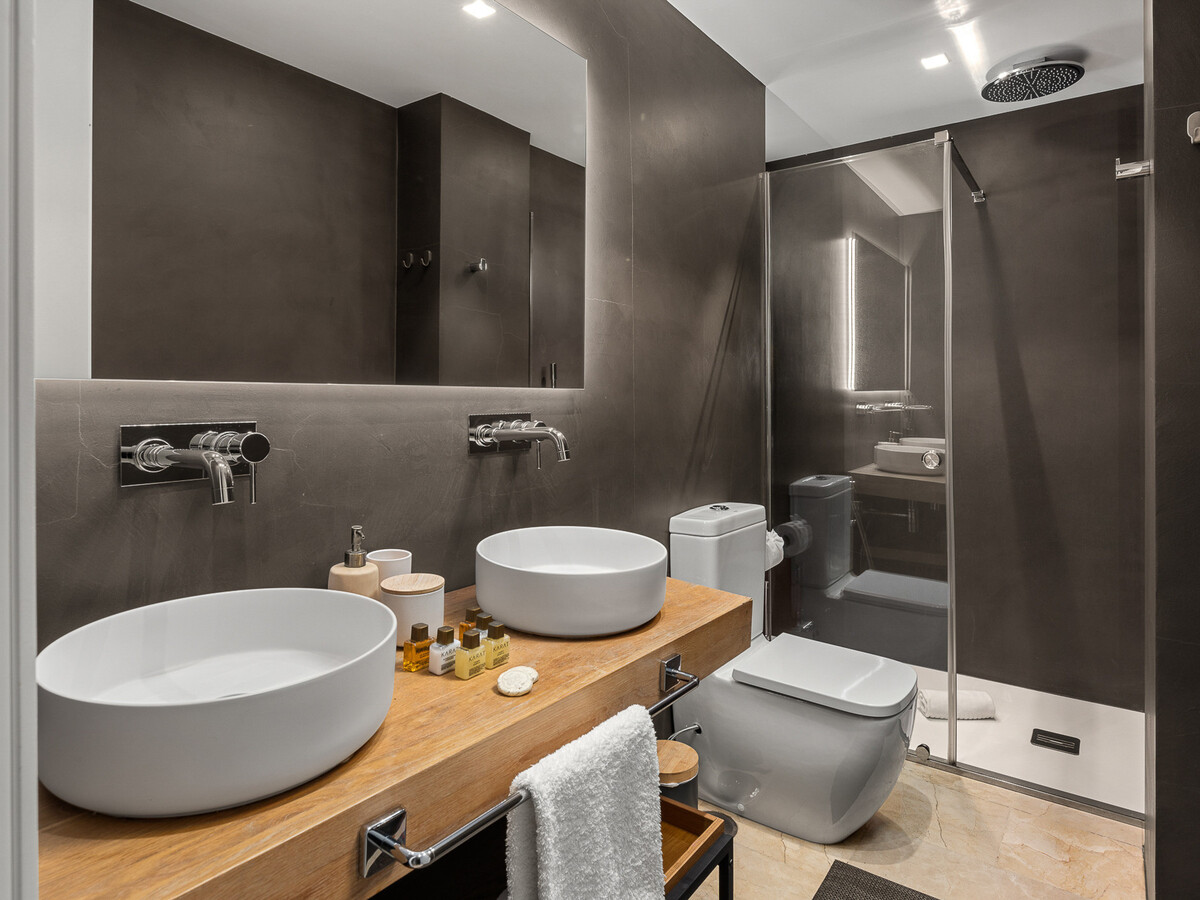 Villa 5 chambres Adeje avec piscine chauffée et grotte naturelle - Photo 24