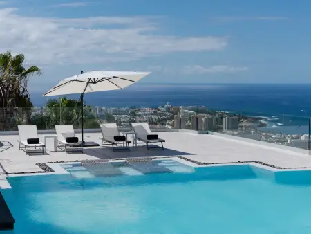 Villa Mirador Imperial : 10 chambres, piscine chauffée à Adeje : photo 2