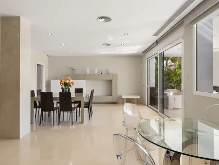 Villa El Duque Privé – 708 m², piscine chauffée, 8 pers. : photo 7