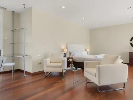 Villa El Duque Privé – 708 m², piscine chauffée, 8 pers. : photo 19