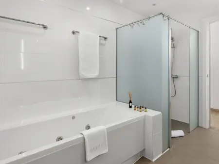 Villa MonteLuz – 330 m², piscine chauffée et vue océan : photo 17