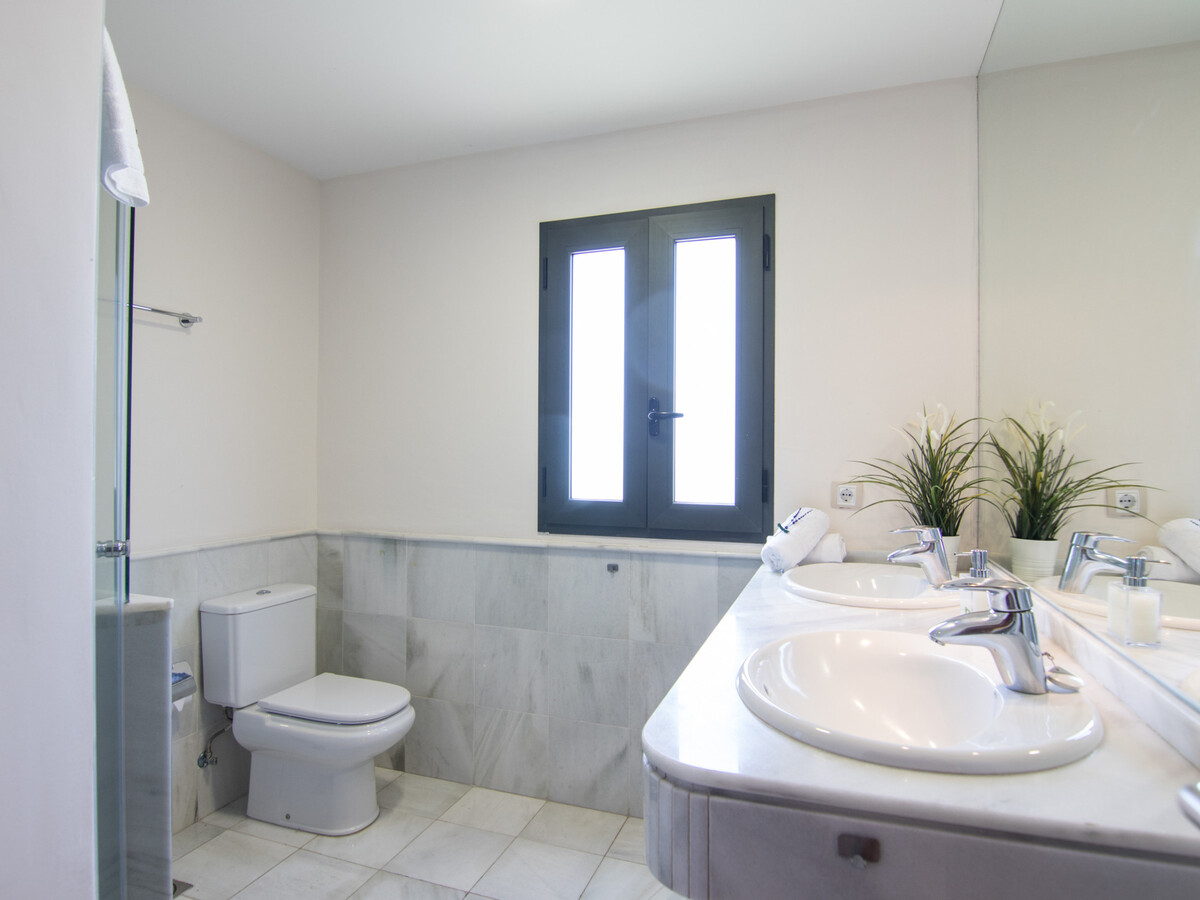 Villa moderne 120 m² avec piscine privée chauffée à Maspalomas - Photo 23