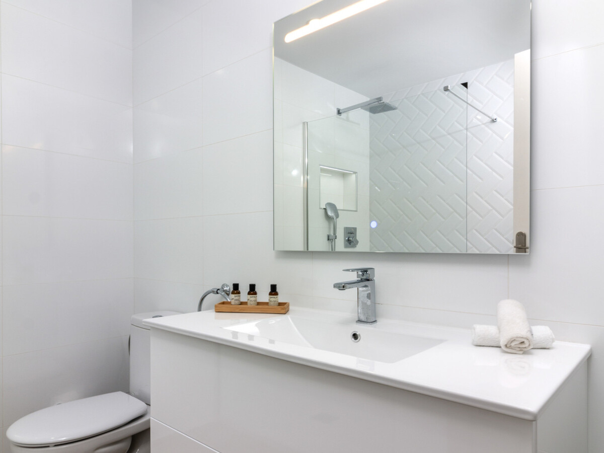 Appartement 73 m² moderne, centre historique La Laguna - Photo 5