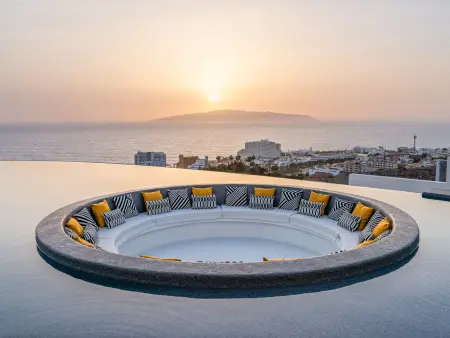 Villa Aurelia - 12 pers, piscine débordement et jacuzzi : photo 2