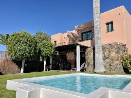 Location villa à Maspalomas, Villa élégante avec piscine privée à Maspalomas, pour 6 personnes