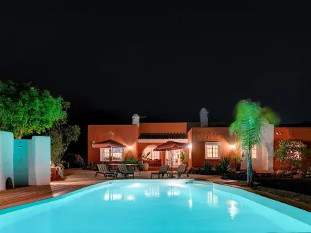 Location villa à Granadilla de Abona, Havre de paix à Ténérife avec piscine privée