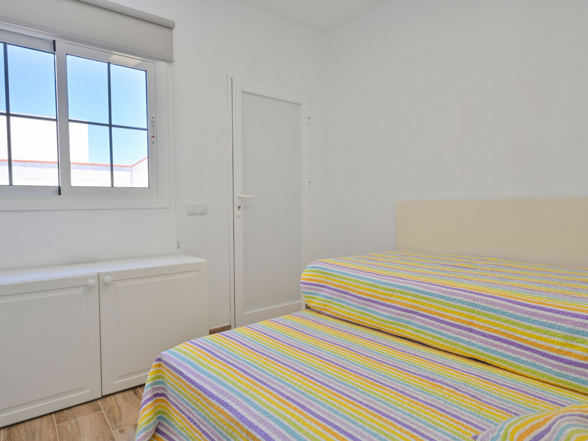 Appartement 80m² à Arico, 2 chambres, 350m de la plage - Photo 4