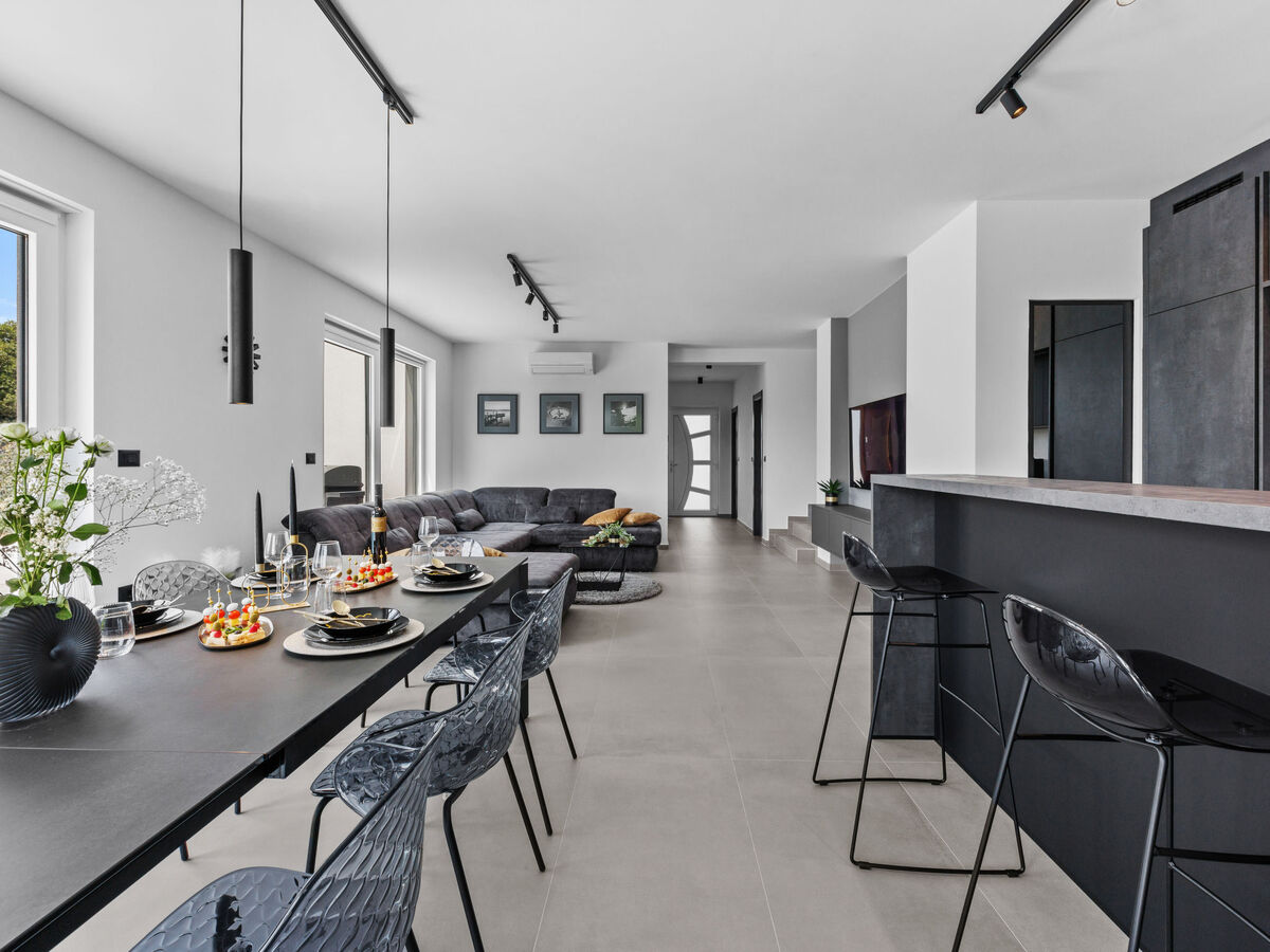 Villa Delecto, 8 pers., piscine privée à Premantura - Photo 8