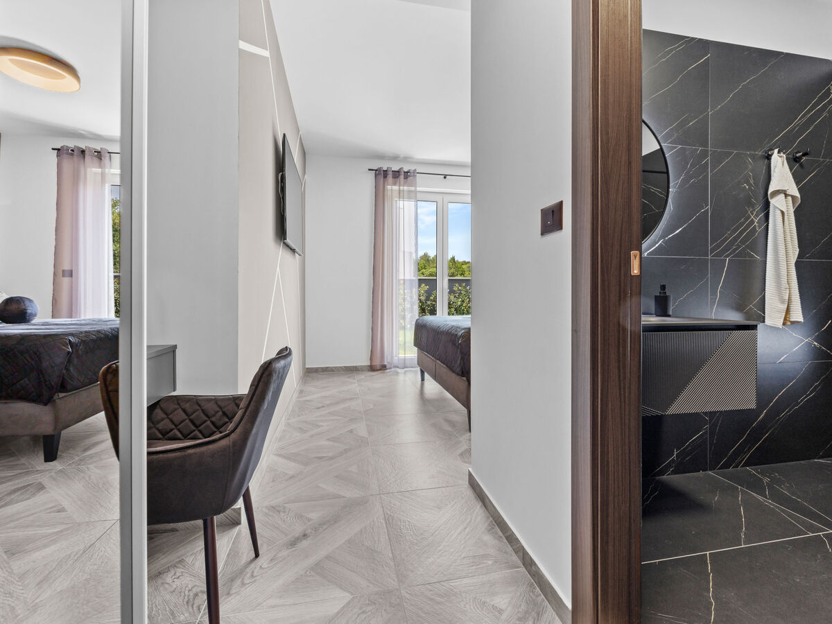 Villa Delecto, 8 pers., piscine privée à Premantura - Photo 20