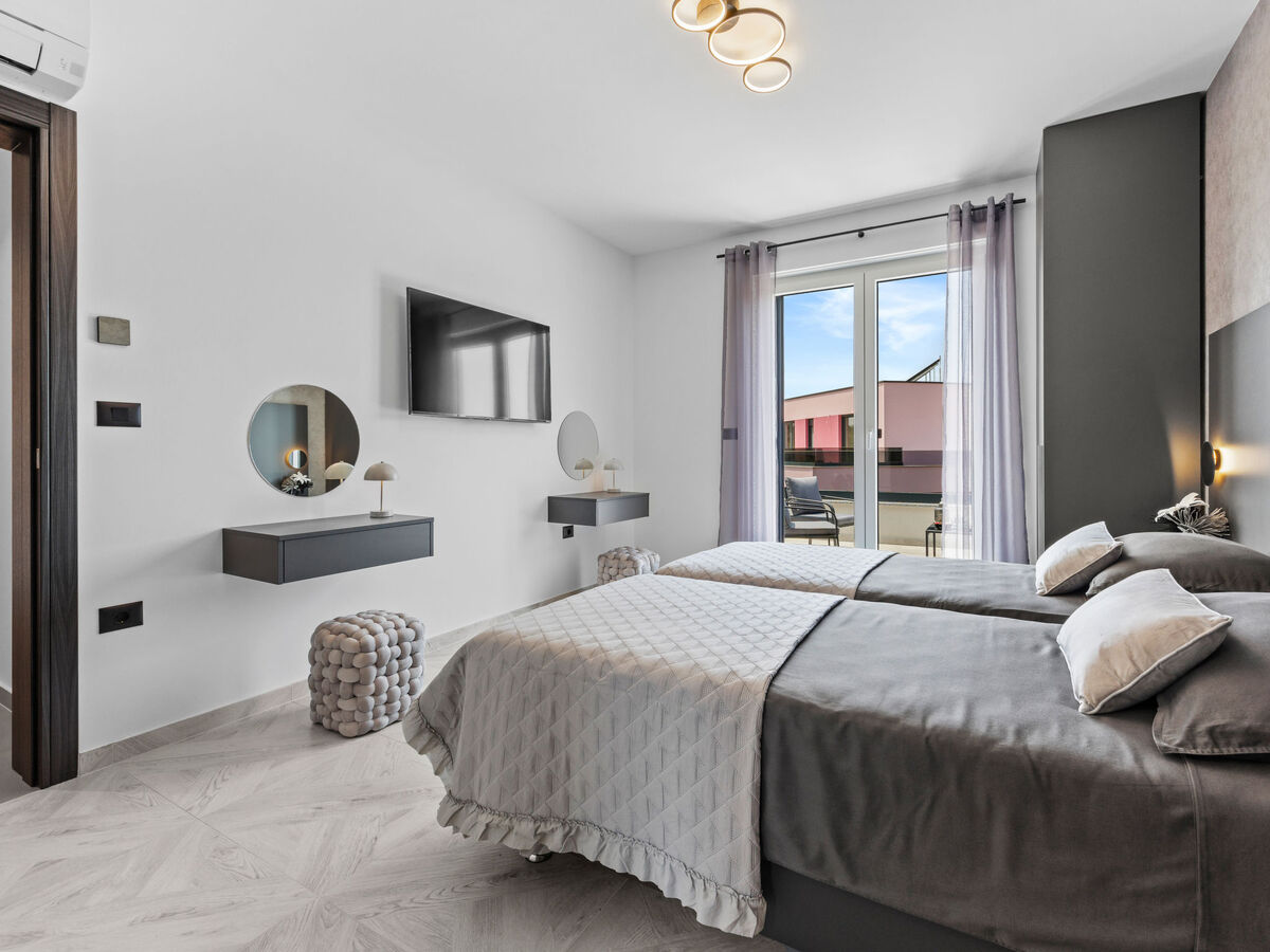 Villa Delecto, 8 pers., piscine privée à Premantura - Photo 44
