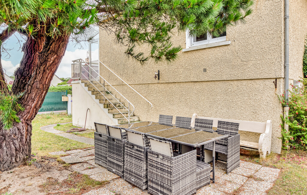 Maison 70 m² à 350 m de la plage de Pirou - Photo 11