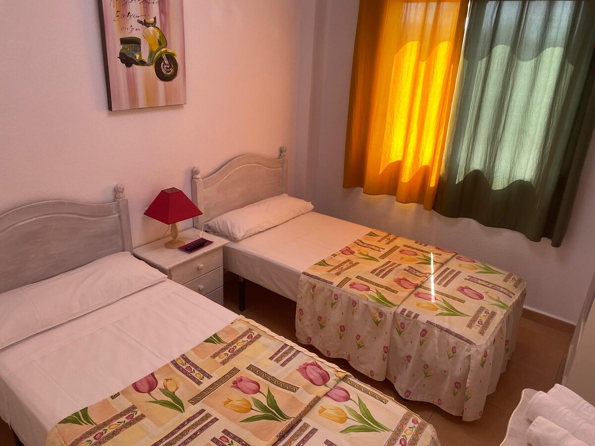 Appartement 2 chambres, piscine et parking à Dénia - Photo 8